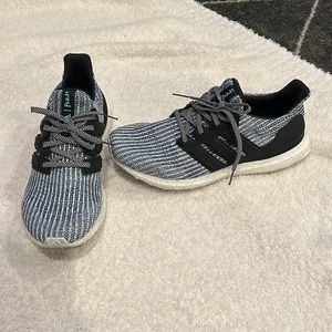 Mens Adidas Ultra-boost size 8.5